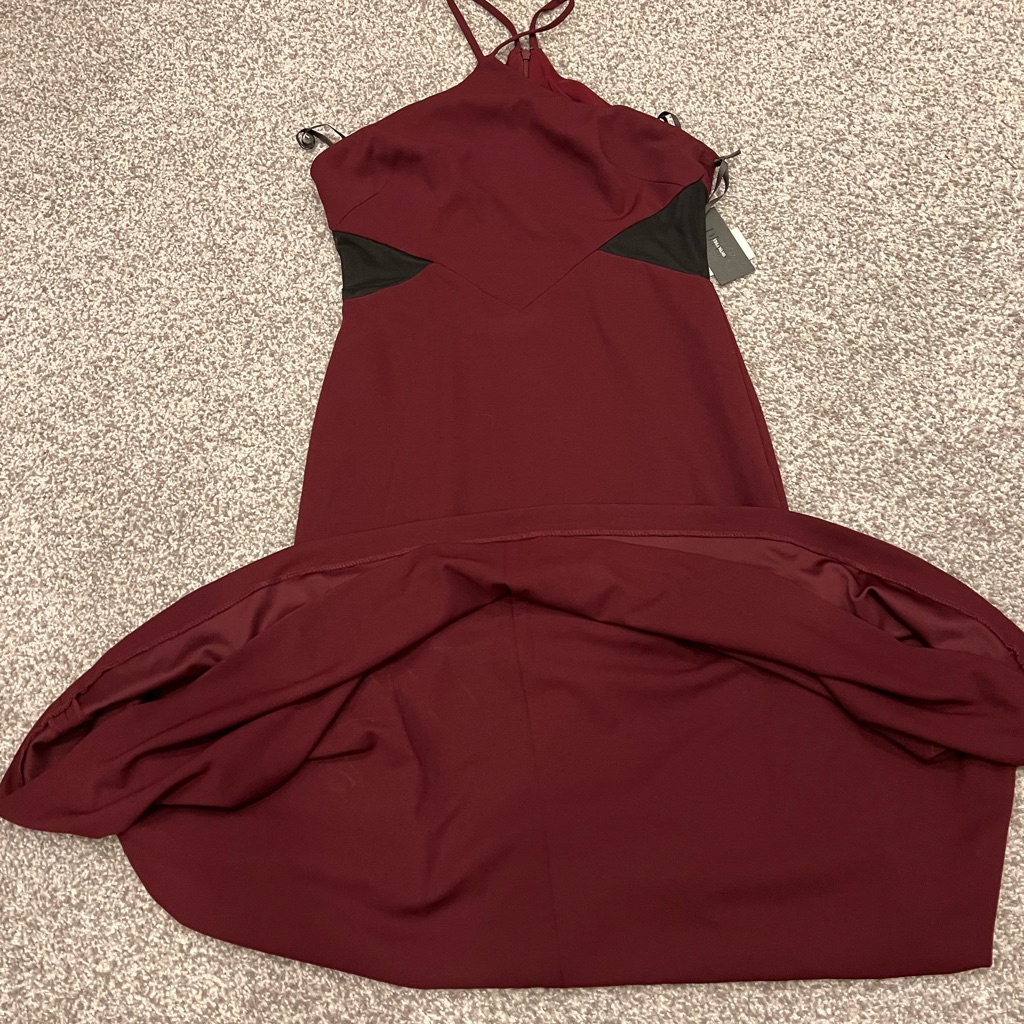 Brand New Vera Wang Long Dress